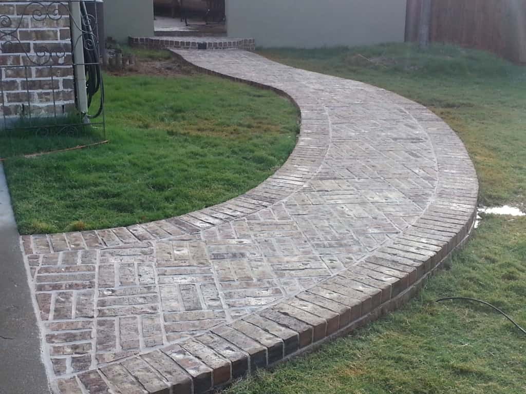 Flowerbeds & Retaining Walls