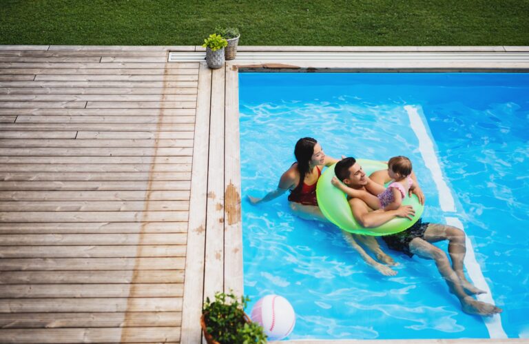 What’s the Best Fix for a Leaking Pool Wall? | Sealing Solutions That Last